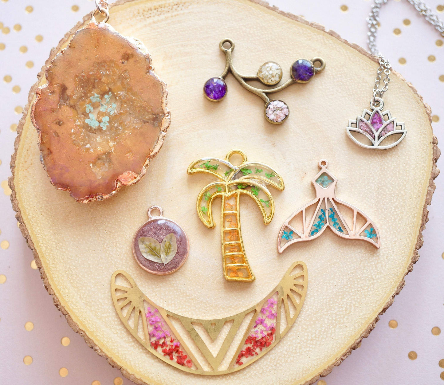 Real Pressed Flowers in Resin, Gold Necklace, Palm Leaf in Green White Light Pink