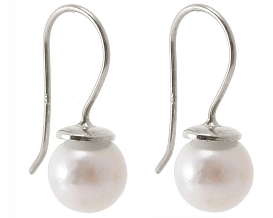Handcrafted White Cultured Pearl Earrings: silver