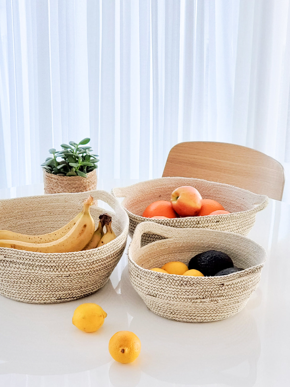 Amari Fruit Bowl - Brown