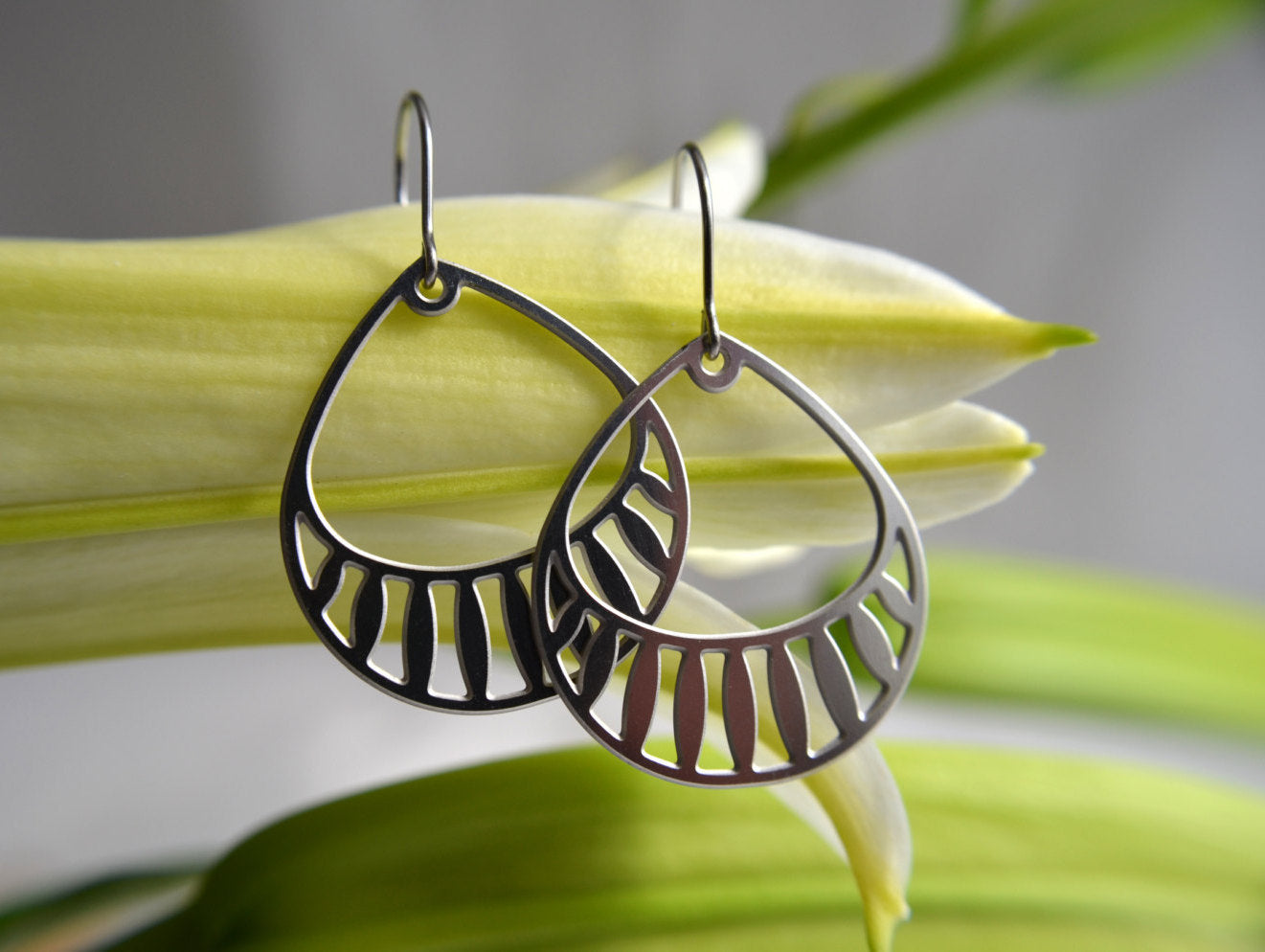 Tear Drop Earrings in stainless steel